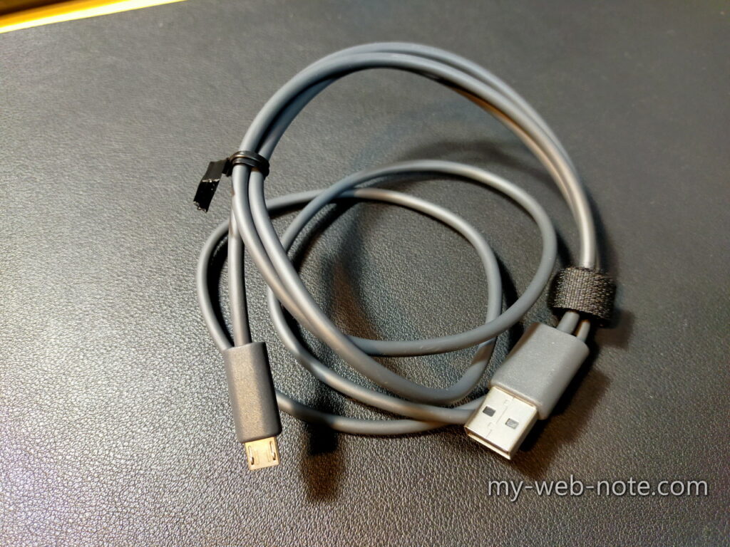 ロジクール ワイヤレス　トラックボールマウス　MX ERGO　パッケージ　付属USBケーブル